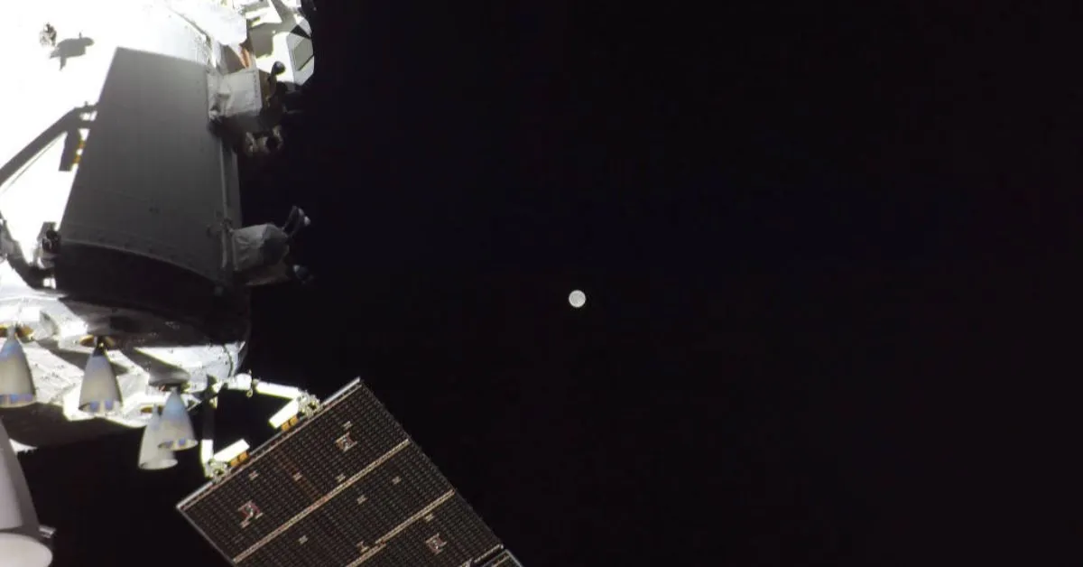 NASA também divulgou as primeiras imagens registradas durante a viagem.