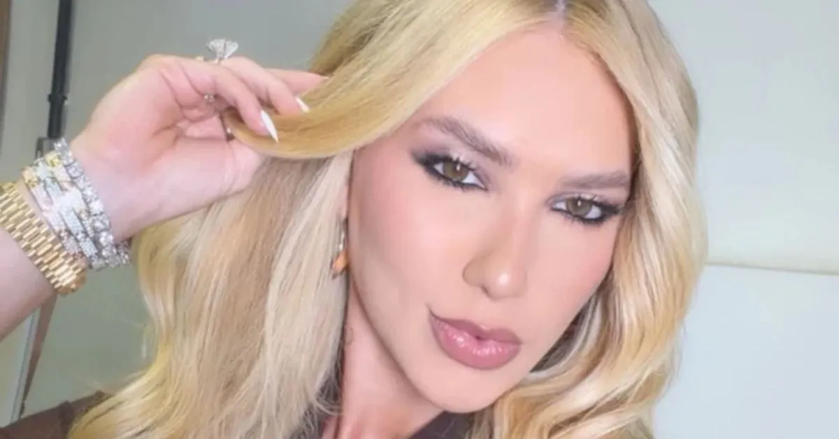 Virginia é conhecida nas redes sociais por compartilhar procedimentos estéticos e dedicação ao corpo.