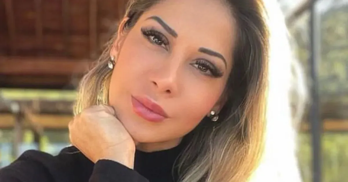 A influenciadora fez a revelação nas redes