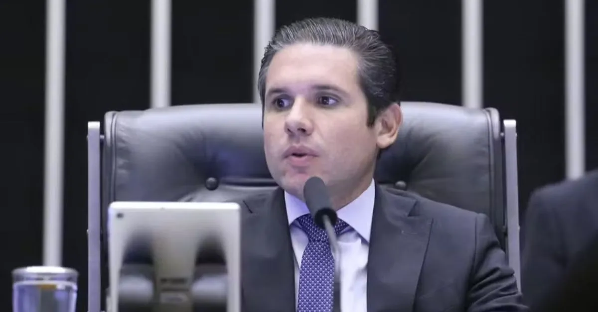 Proposta deve ir para as mãos de Hugo Motta pautar na Câmara