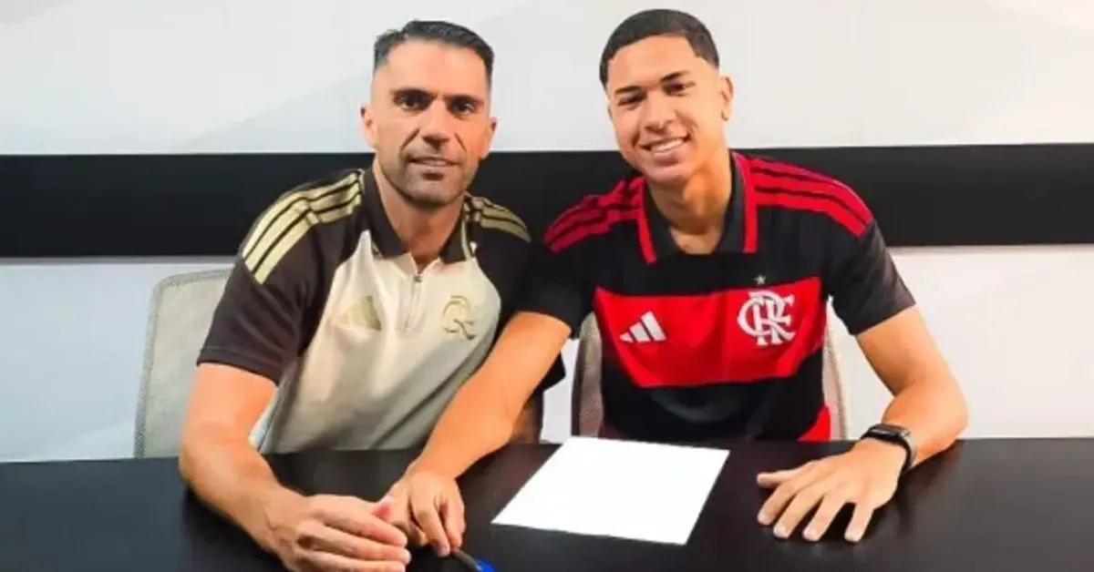 Zagueiro de 17 anos chega como aposta de futuro e vai integrar o time sub-20 do Flamengo