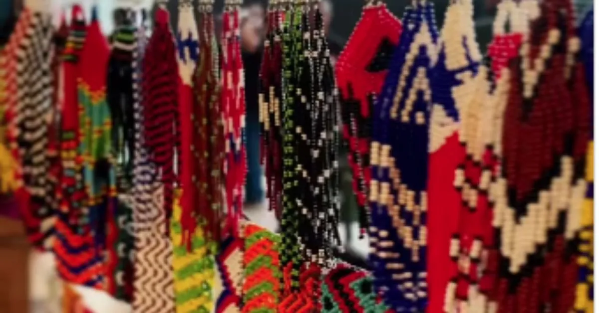 Artesanato produzido pelo povo Warao ganha destaque como símbolo de resistência