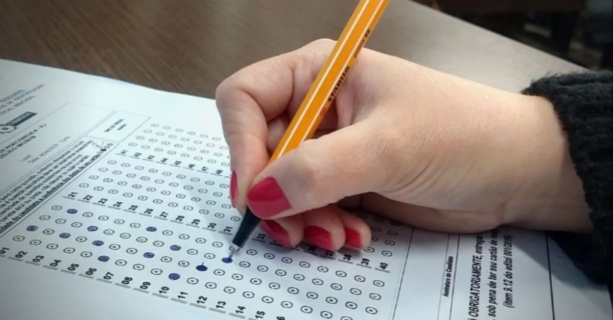 As inscrições são feitas exclusivamente pela internet, nos sites das bancas organizadoras.