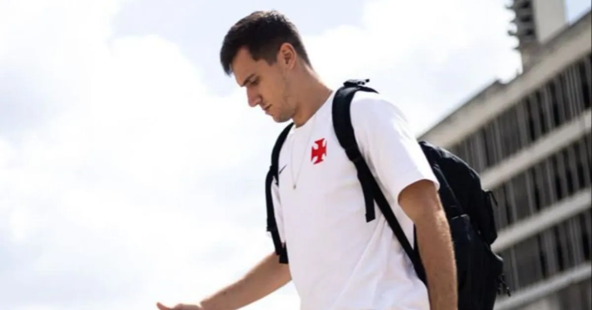 Delegação do Vasco embarca para Belém focada no confronto contra o Paysandu pela Copa do Brasil