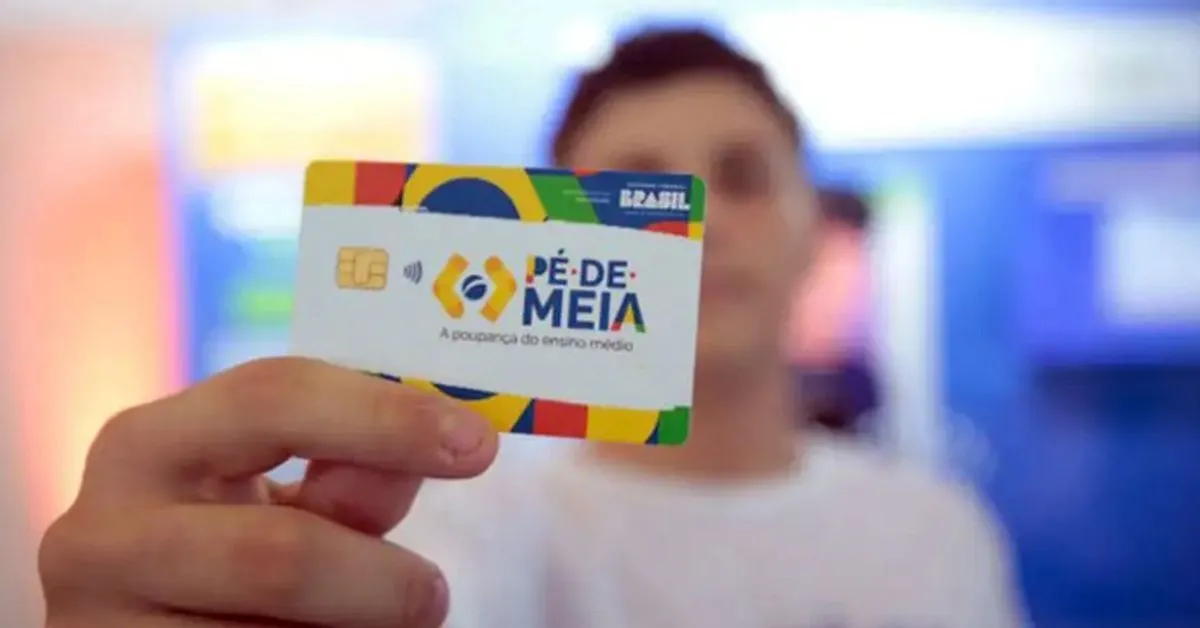 Os pagamentos das parcelas da chamada “Poupança do Ensino médio” são feitos com base no mês em que a escola envia os dados de frequência.