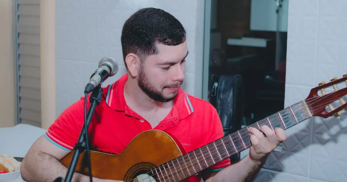 O videoclipe traz a canção Pará Abençoado, de autoria de Ferreirinha da Vigia, pai de Judah.