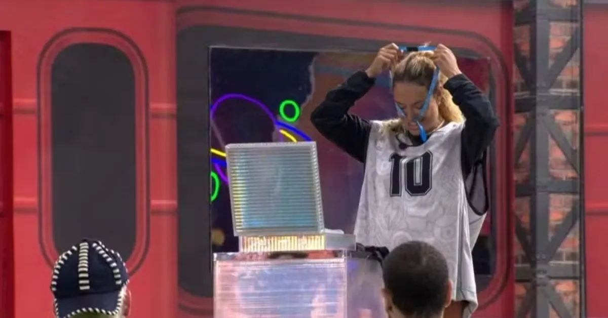 O anjo desta semana tem poder de imunizar alguém no terceiro paredão do BBB 26. Sarah pode usar o benefício em si mesma ou desistir dele para dar uma imunidade extra a outro participante da casa.