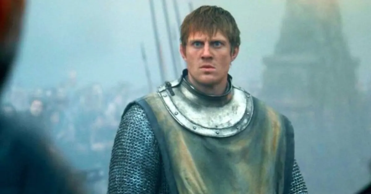 A série se passa cem anos antes dos eventos narrados em "As Crônicas de Gelo e Fogo" e cerca de 90 anos após a trama de "A Casa do Dragão".