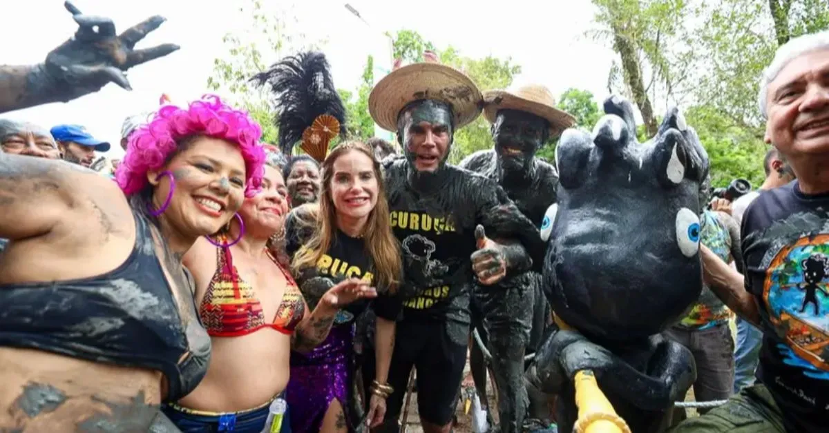 O governador Helder Barbalho participou da abertura do bloco e ressaltou o valor cultural do evento para o Pará.