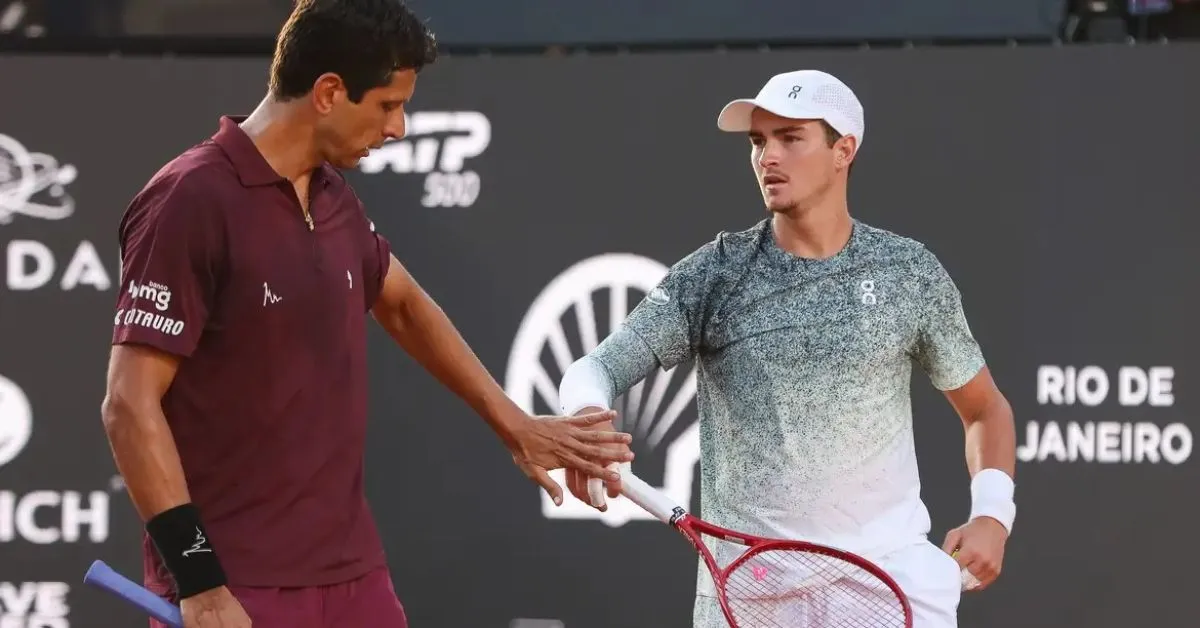 Nas quartas de final, os brasileiros (foto) enfrentam quem passar no confronto dos argentinos Andrés Molteni (24º) e Máximo González (31º) contra a parceria do equatoriano Gonzalo Escobar (76º) com o holandês Jean-Julien Rojer (85º).