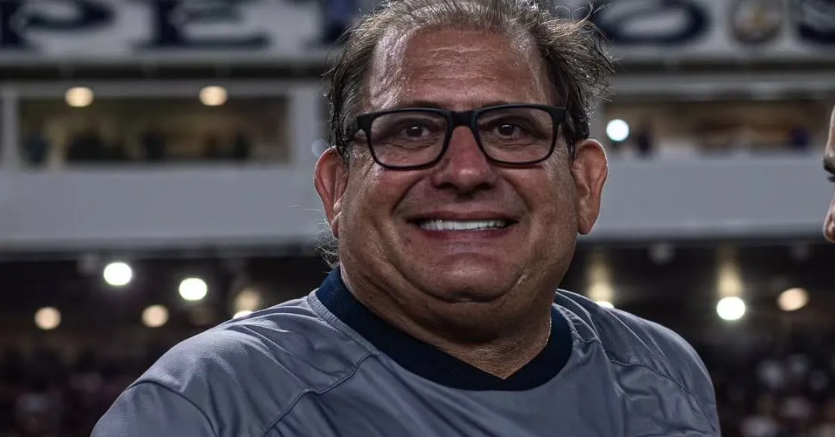 O técnico foi responsável pelo acesso à Série A em 2025 e está livre no mercado desde que deixou o Remo ao término da Série B do último ano.