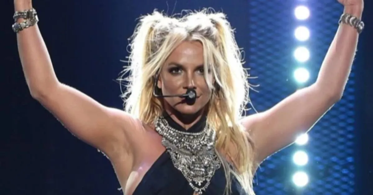 Além de Britney, outros grandes nomes foram cogitados para o evento, incluindo Beyoncé, Adele, Shakira, Justin Bieber e Rihanna.