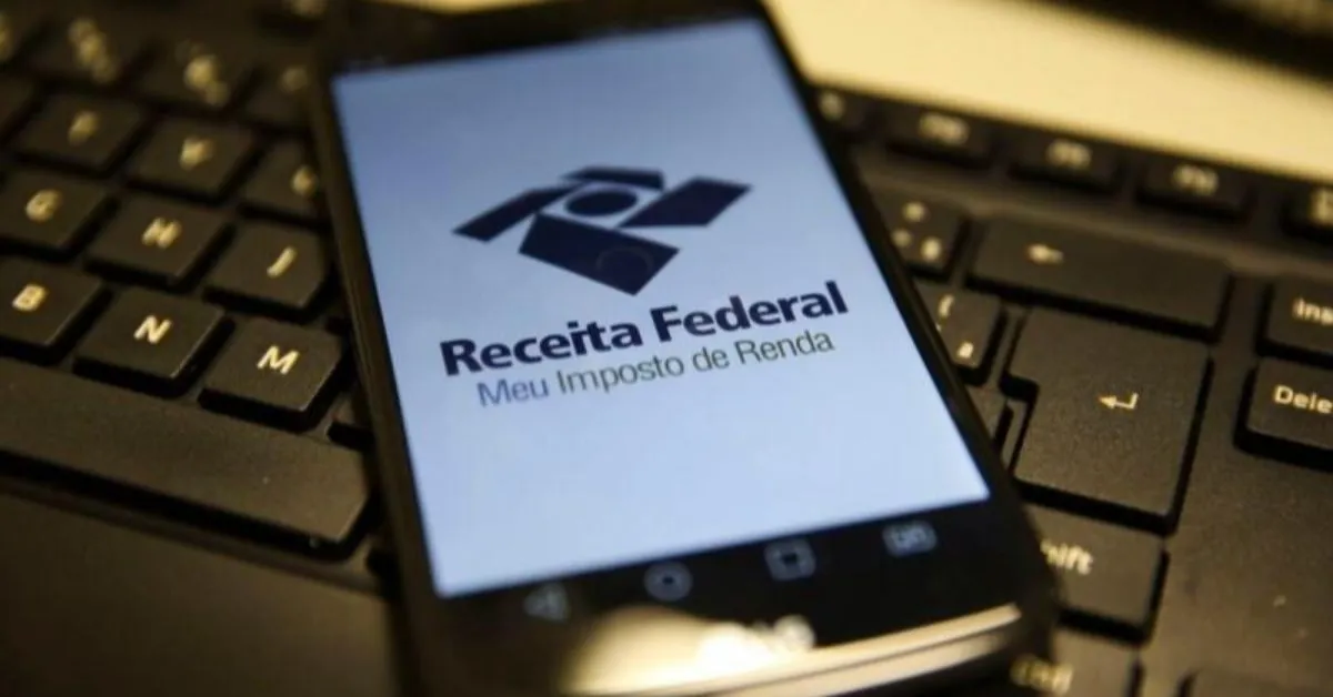 O crédito será depositado na conta bancária ou na chave Pix do tipo CPF informada na declaração do Imposto de Renda