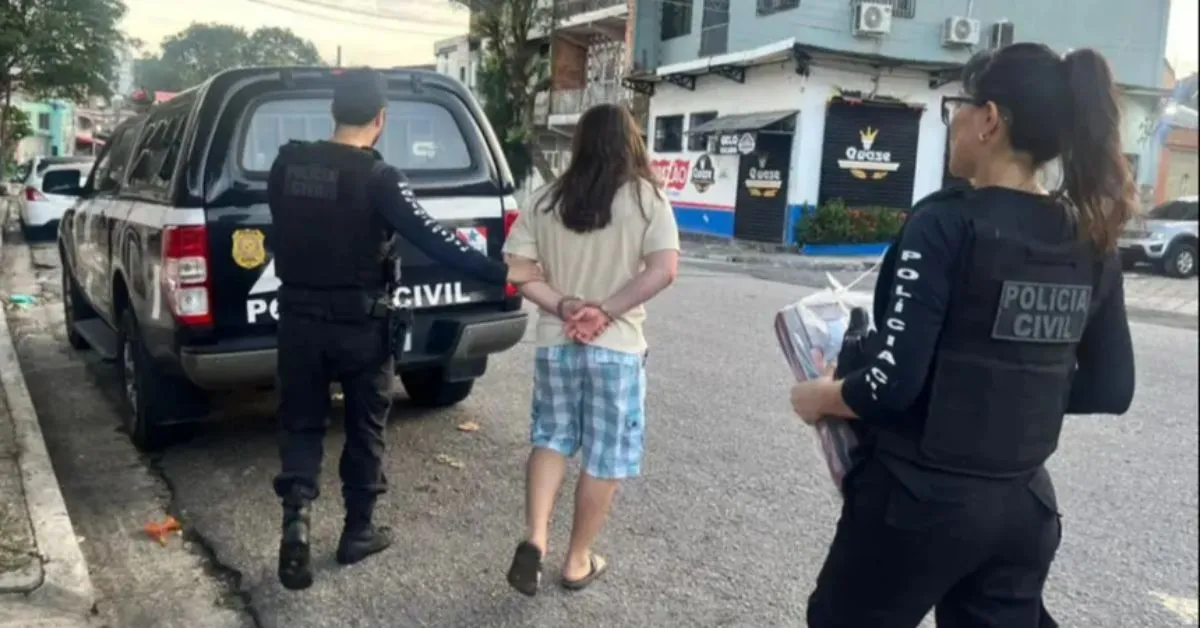 Três mandados de busca e apreensão foram cumpridos.