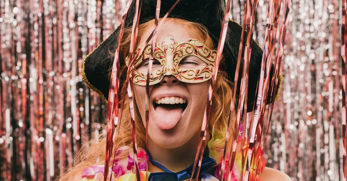 Pessoas nativas desses signos tendem a ter relações passageiras, que acabam junto com o Carnaval.