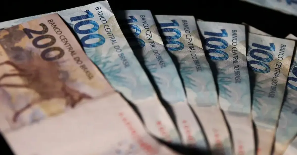 Até o fim de 2025, mais de 352 mil adesões já haviam liberado aproximadamente R$ 5,6 bilhões.