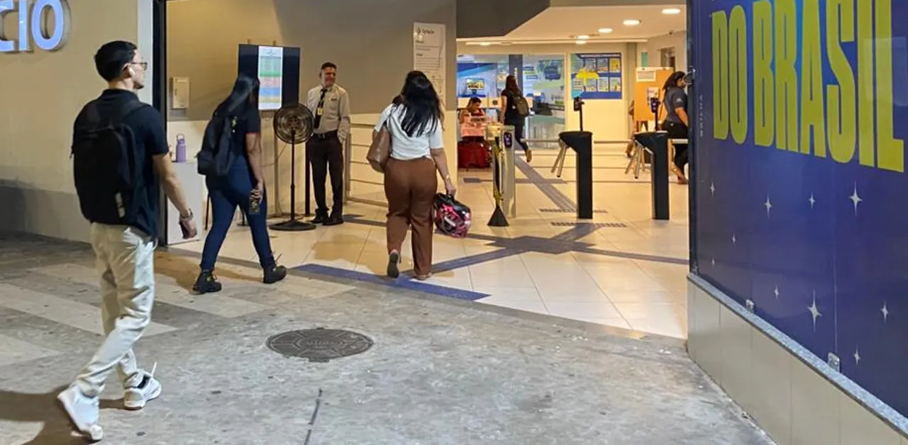 Programa gratuito de alfabetização para jovens e adultos é ofertado em Ananindeua.