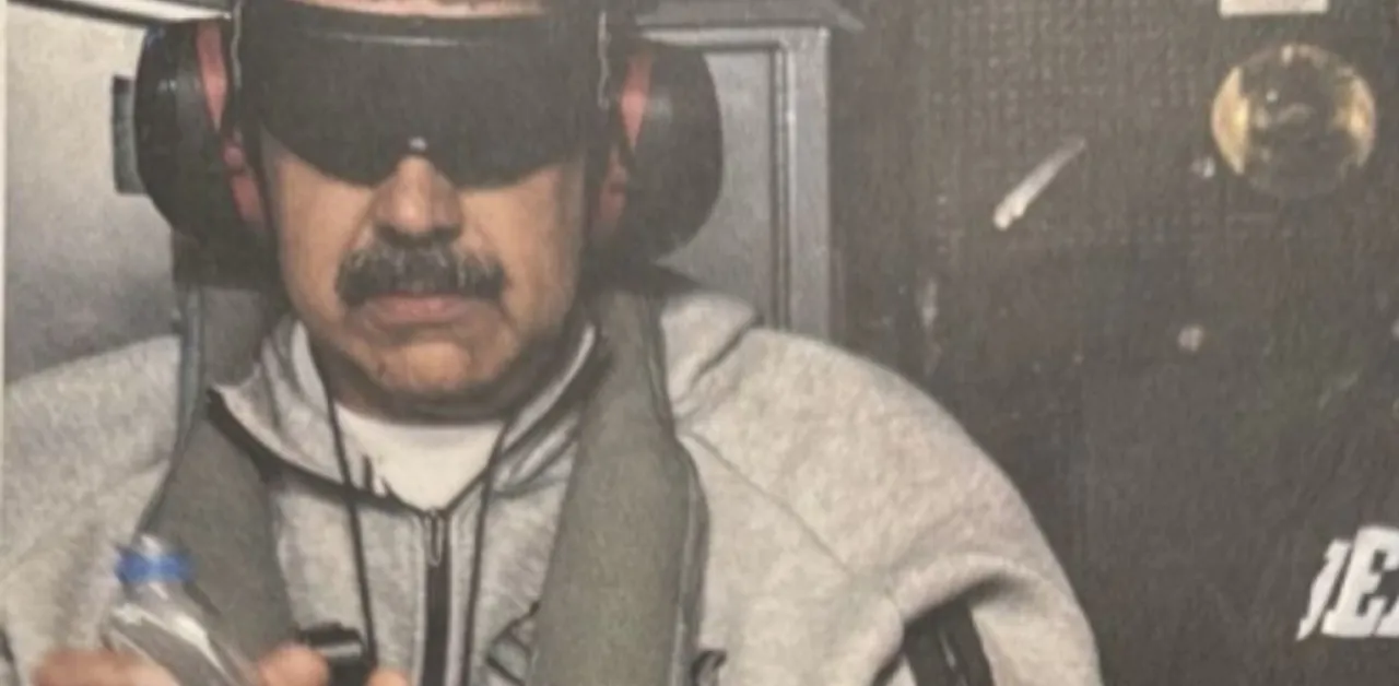 Foto de Nicolás Maduro divulgada pelos EUA após captura.