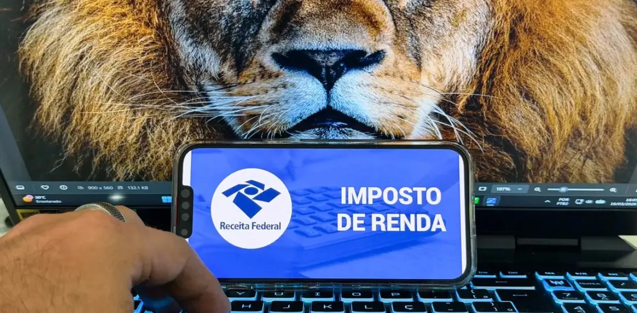 A consulta pode ser feita na página da Receita Federal na internet.