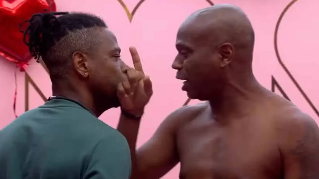 Edilson Capetinha quebra silêncio após expulsão do BBB 26.