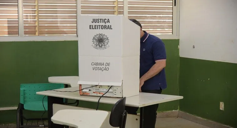 O objetivo da iniciar a troca voluntária do local de votação e assim otimizar o fluxo de filas no dia do pleito, já que a zona é uma das que mais possuem eleitores, com cerca de 59 mil votantes.