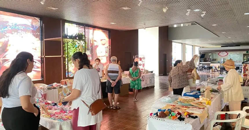 Dia das Mães: presenteie com arte e criatividade no ESJL