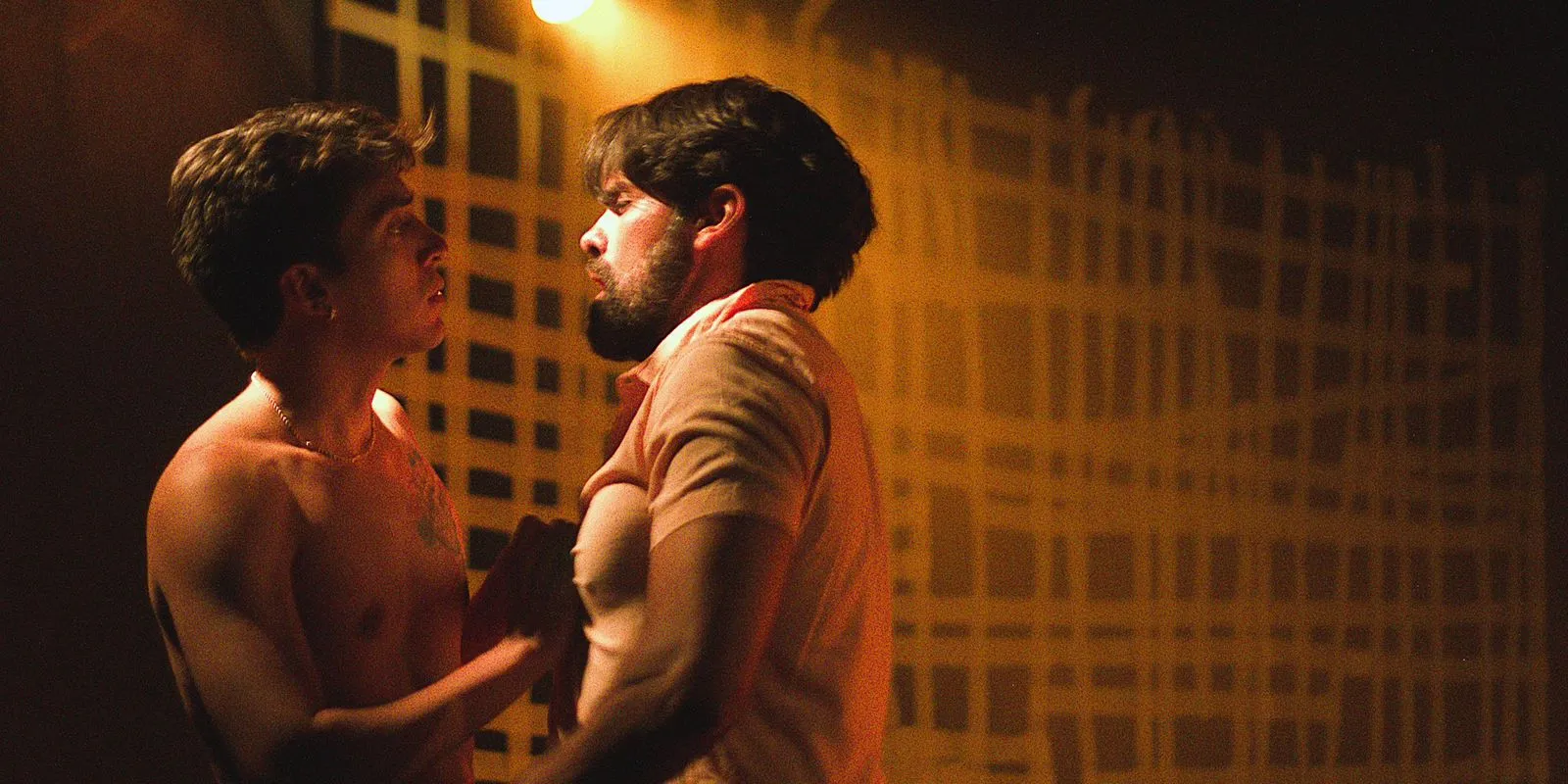 Flávio Ramos Moreira e César Rocha protagonizam o espetáculo