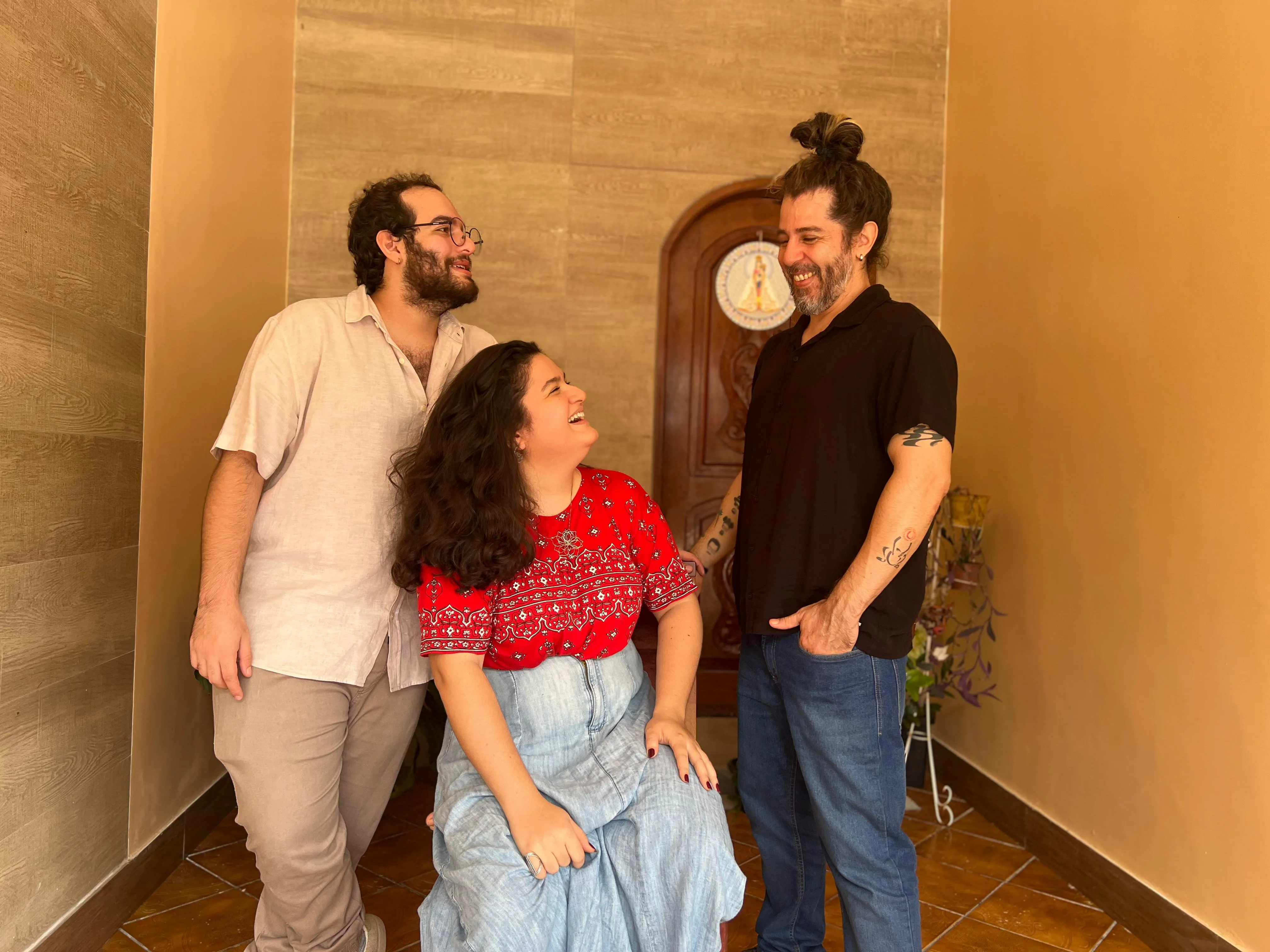 Lorena Monteiro, João Daibes e Eduardo Du Norte se apresentam no Teatro Waldemar Henrique, em Belém.