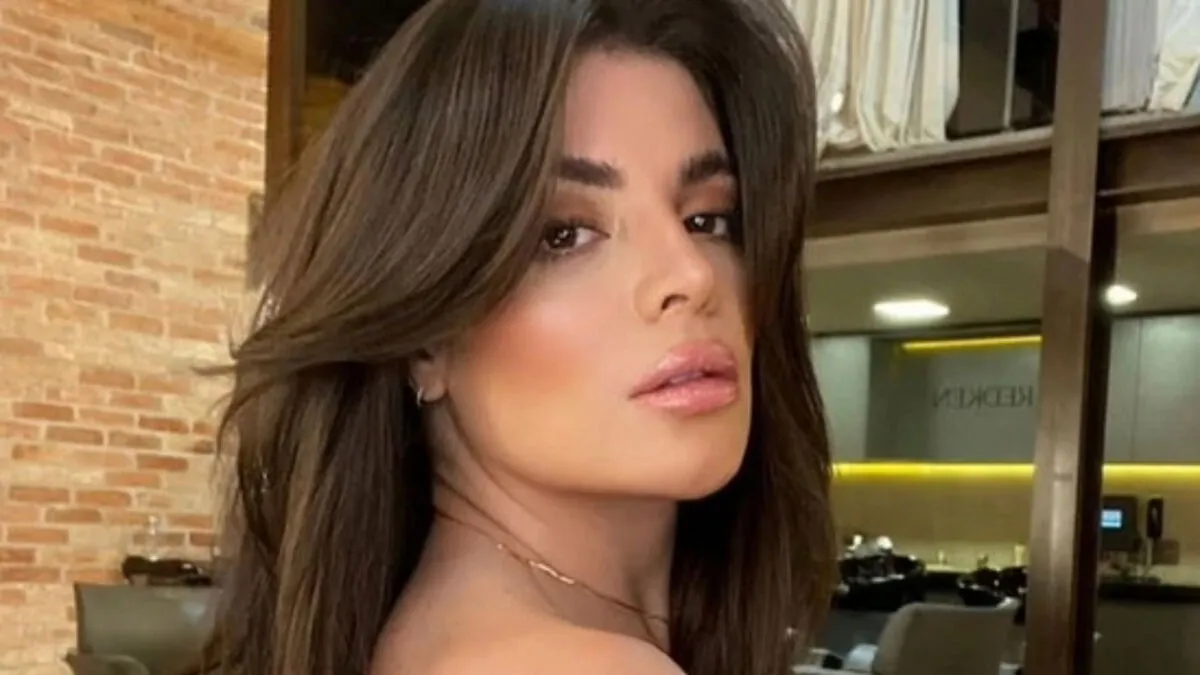 Imagem ilustrativa da notícia: Gkay mostra foto do seu rosto antes dos procedimentos