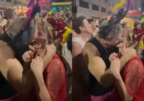 Gleisi e Lindberg aos beijos durante o Carnaval 2026.