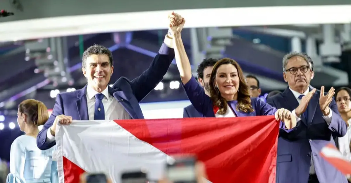 Cerimônia de transmissão de cargo marco o início do governo de Hana Ghassan, ao receber o cargo de Helder Barbalho.