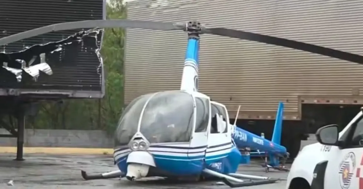 Helicóptero da Band realizou pouso de emergência na última segunda-feira (29) em área urbana da Zona Leste de São Paulo, após pane durante sobrevoo.