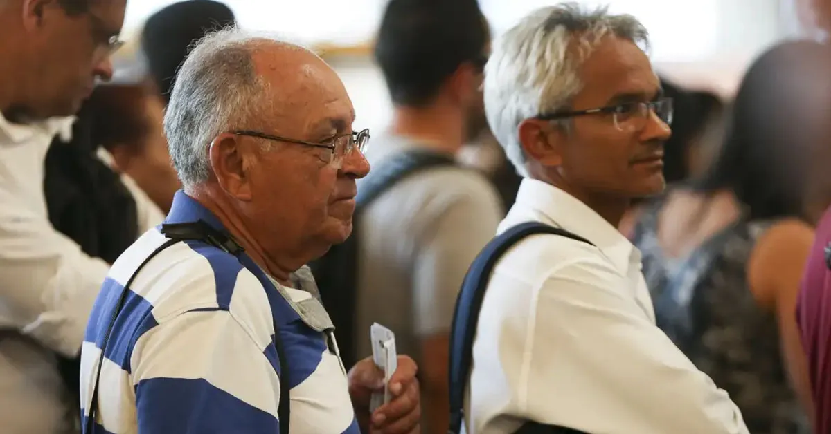 Os benefícios previdenciários pagos pelo INSS com valor superior ao salário mínimo foram reajustados em 3,90%.