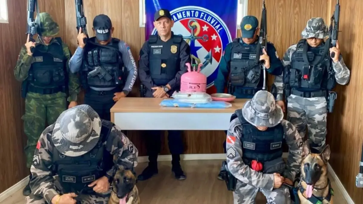 Os materiais apreendidos foram encaminhados à equipe da Polícia Civil, para os devidos procedimentos legais.