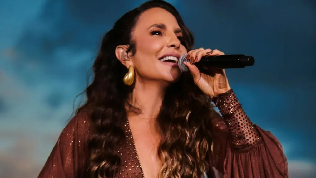 Ivete Sangalo está solteira desde novembro deste ano, quando se separou de Daniel Candy, após 17 anos de relacionamento.