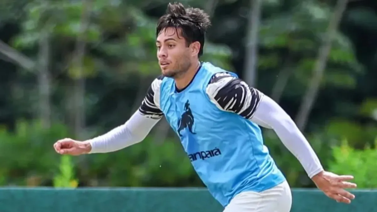 Paysandu enfrenta desafios após rebaixamento, enquanto Leandro Vilela é contratado pelo Náutico em meio a dúvidas sobre sua recuperação