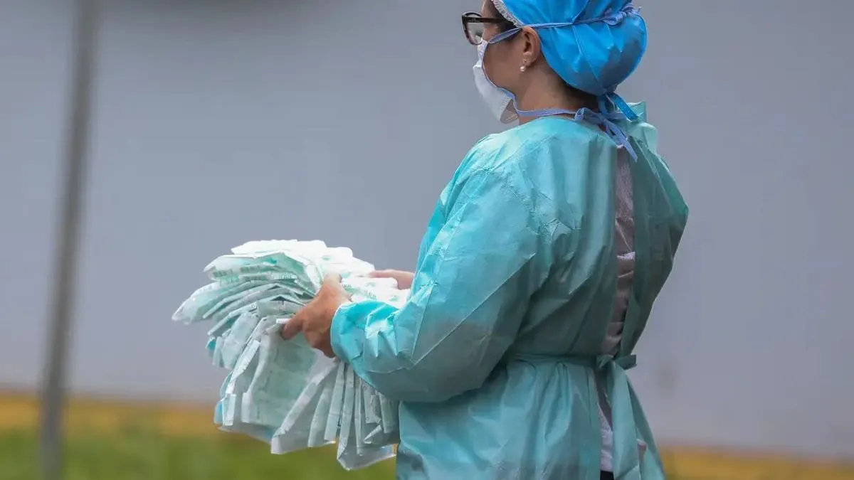 Esta variante representa uma alteração genética da influenza A (H3N2), mas não constitui um agente patológico inédito.