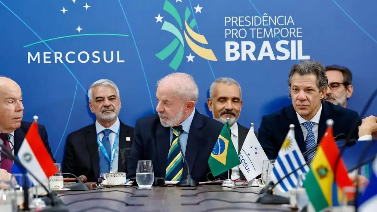 Reunião do bloco econômico ocorreu neste sábado (20), em Foz do Iguaçu.