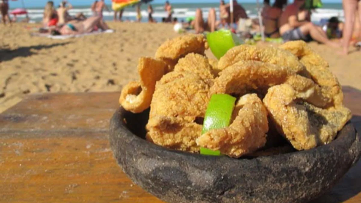 É preciso cuidado com os alimentos consumidos nas praias.