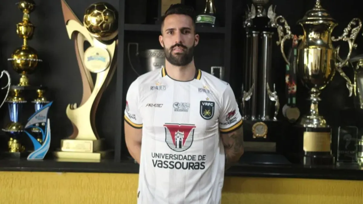 Paysandu tenta reforçar elenco com Ítalo Carvalho, mas Volta Redonda recusa proposta