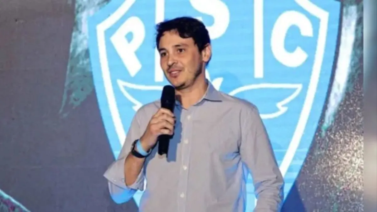 Aguillera sai em meio à crise no Papão