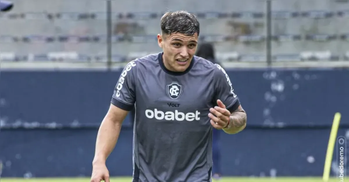 Nico Ferreira está deixando o Remo após 26 jogos, com 4 gols e 3 assistências pelo clube azulino.