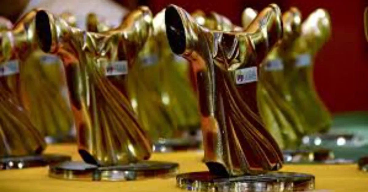 O Troféu Camisa 13 promove um encontro de gerações, onde experiências, visões e histórias se cruzaram para pensar o presente e o futuro do jornalismo esportivo.