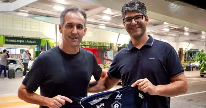 Treinador quer fazer história no Leão Azul