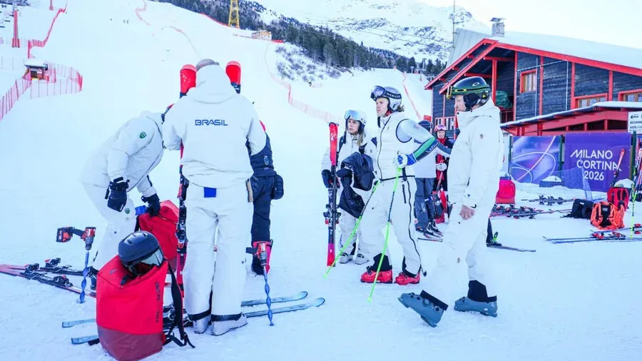O principal destaque do dia é a estreia de Lucas Pinheiro Braathen no slalom gigante masculino.