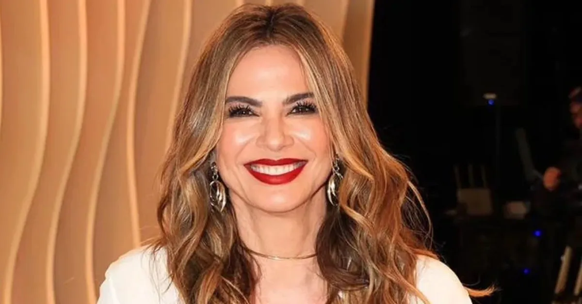 Além da apresentadora, outros nomes conhecidos constam nos arquivos, como Mick Jagger, pai de um dos filhos de Luciana.