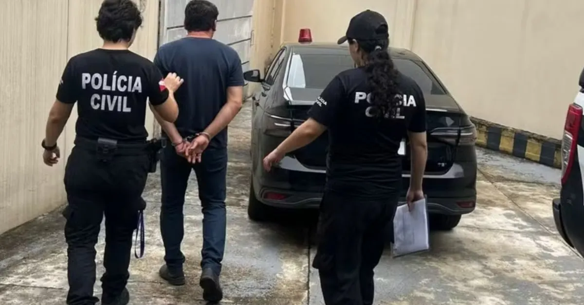 Em depoimento à direção da escola, uma das adolescentes relatou que, em agosto do ano passado, o homem tentou beijá-la à força dentro da guarita.