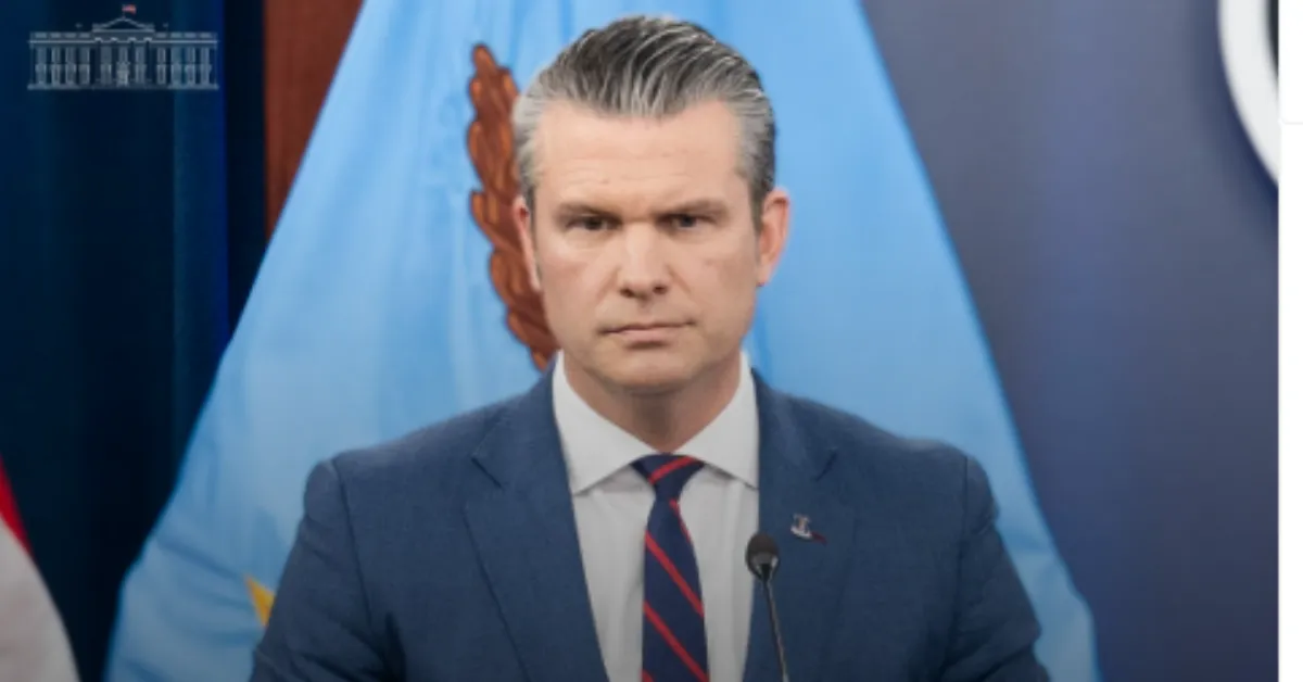 O secretário Pete Hegseth também afirmou que as ações militares buscam atingir estruturas ligadas ao sistema de defesa de Teerã.