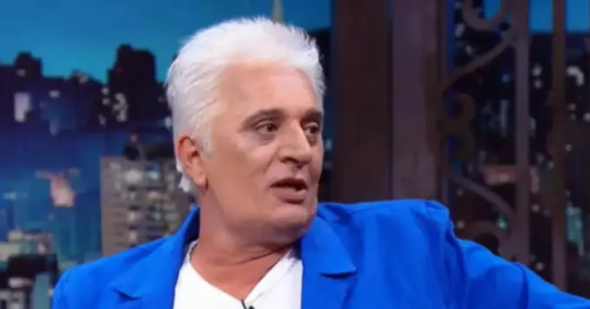 O jornalista afirma ter sofrido preconceito por parte de Carlos Massa, o Ratinho