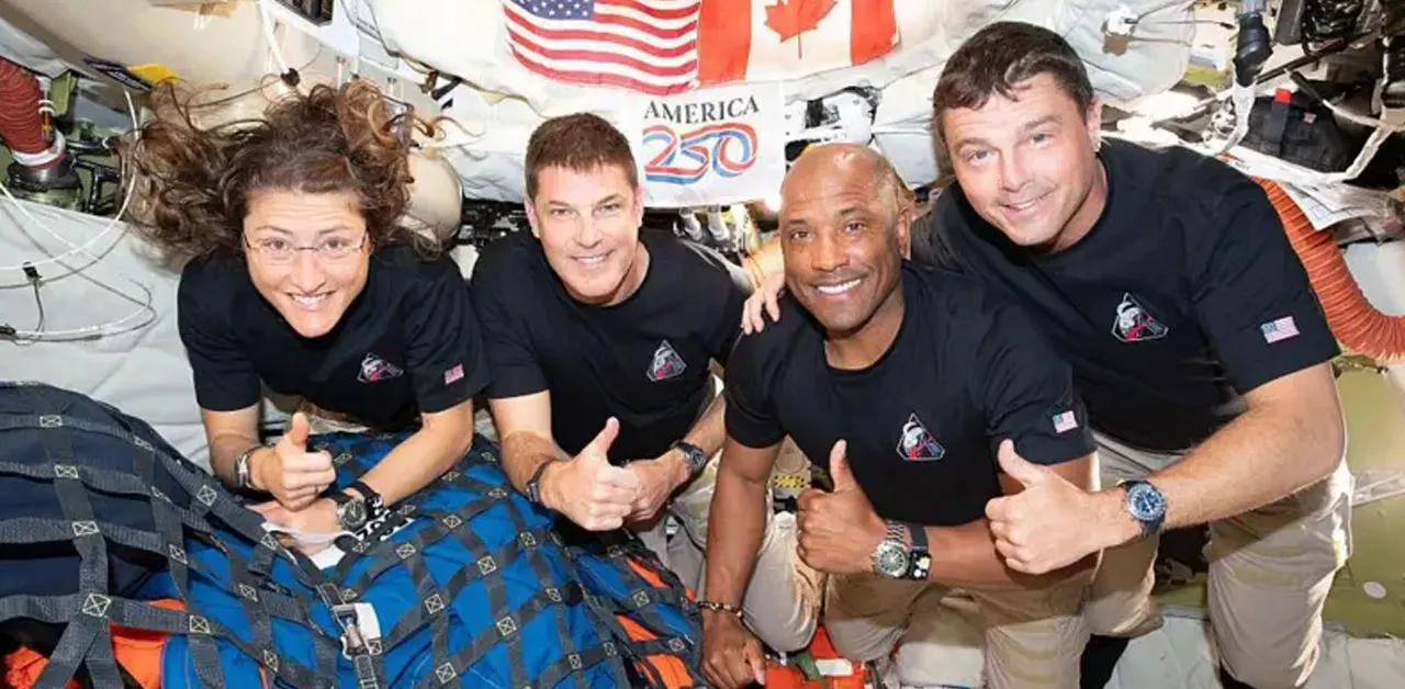 Artemis II volta à Terra após missão histórica na Lua.